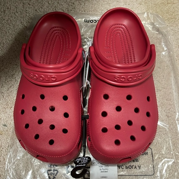 NWT Classic Crocs Pepper W9 - Picture 1 of 4
